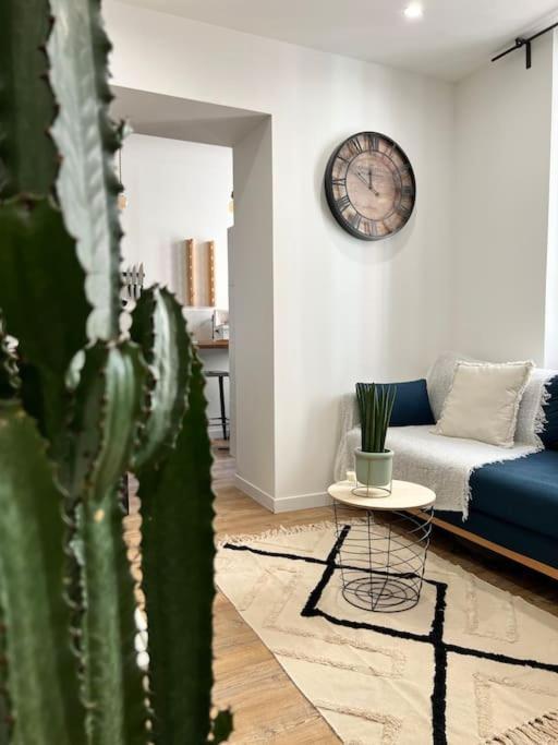 Studio 1 Neuf A 100 M Des Plages Et De La Gare Saint-Raphael  Luaran gambar