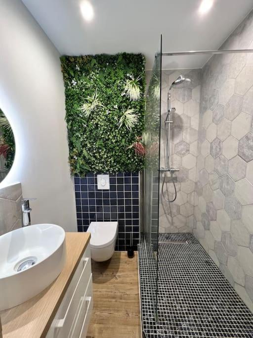 Studio 1 Neuf A 100 M Des Plages Et De La Gare Saint-Raphael  Luaran gambar