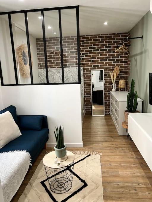 Studio 1 Neuf A 100 M Des Plages Et De La Gare Saint-Raphael  Luaran gambar