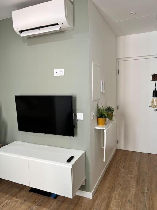Studio 1 Neuf A 100 M Des Plages Et De La Gare Saint-Raphael  Luaran gambar