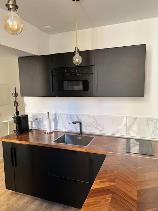 Studio 1 Neuf A 100 M Des Plages Et De La Gare Saint-Raphael  Luaran gambar